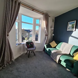 stunning-two-bed-apartment.yorkshirehotels.net/