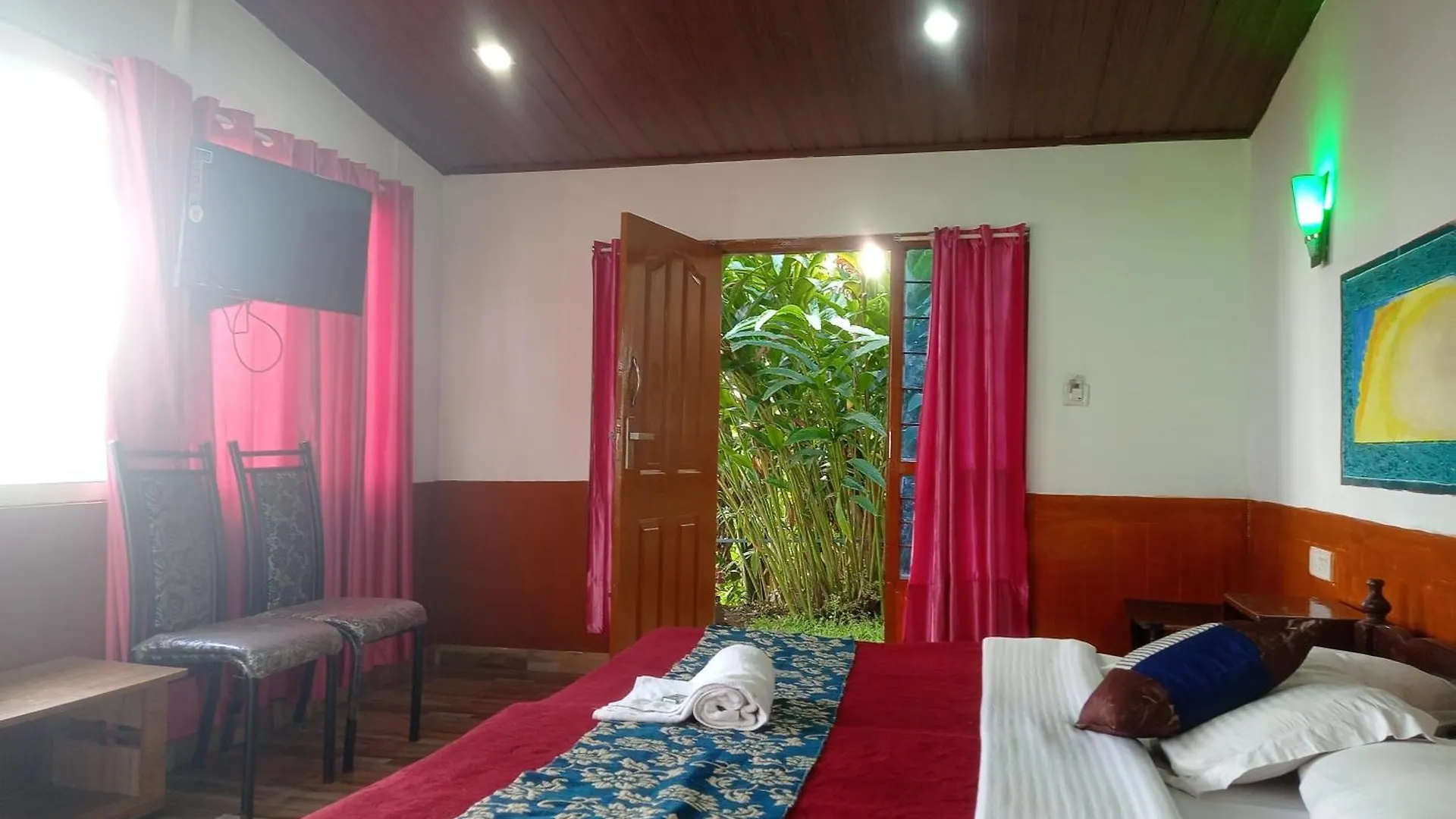 Homestay Munnar Home Stay Teadrops Plantation Villa